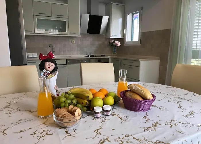 Mihi * Podstrana