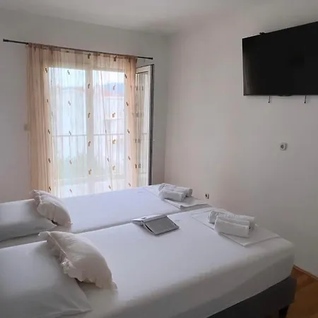 Mihi Podstrana